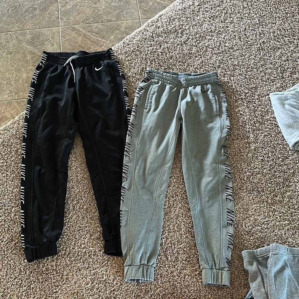 Nike joggers